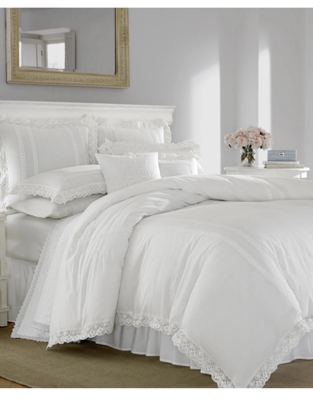 New Queen Laura Ashley Duvet Annabella